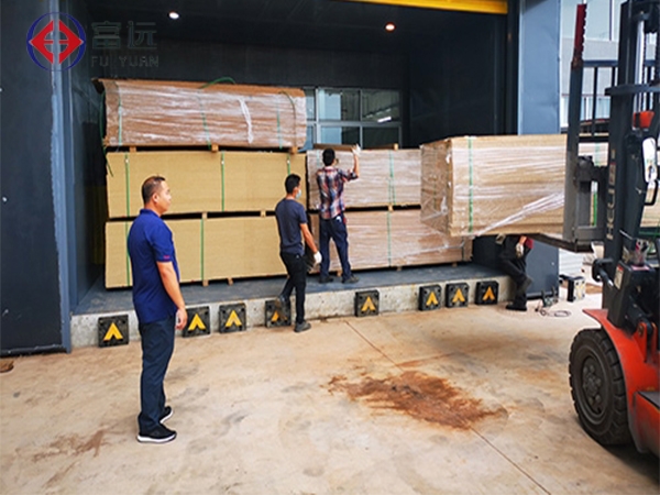 直顶式室内升降平台