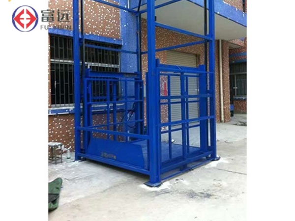 室外直顶式升降平台