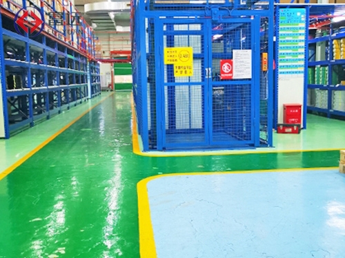 五金行业升降台